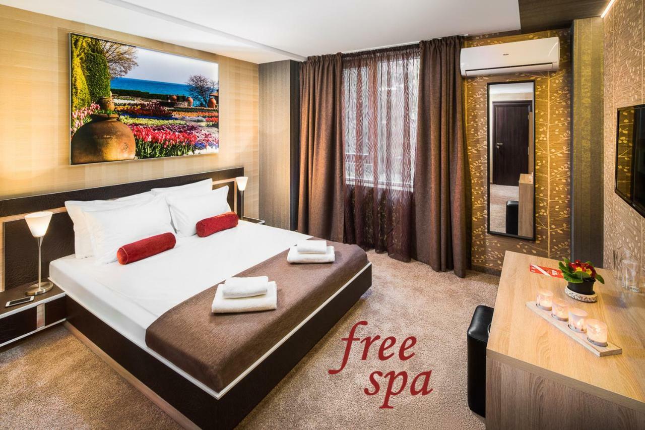 Double Room Access to the Relax Zone,766077034:JPEG